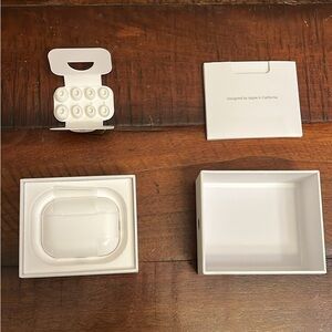 Apple AirPods Gen 3 Pro